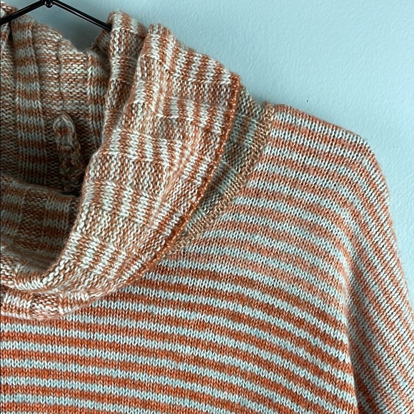 Cabi striped tunic sweater Size L - Picture 4 of 6